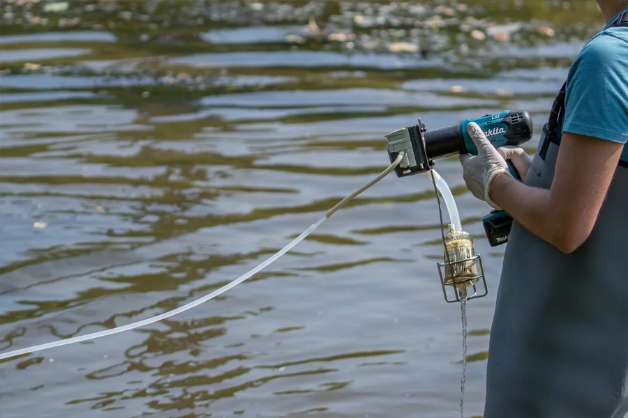 Environmental DNA reveals surface water quality